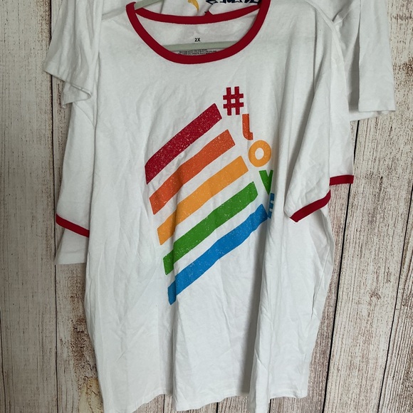 Hello Kitty Graphic Tee - Blue - Picture 4 of 5